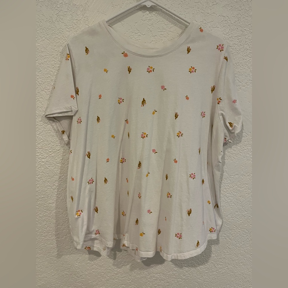 Old Navy White Tee with Floral and Cactus Pattern